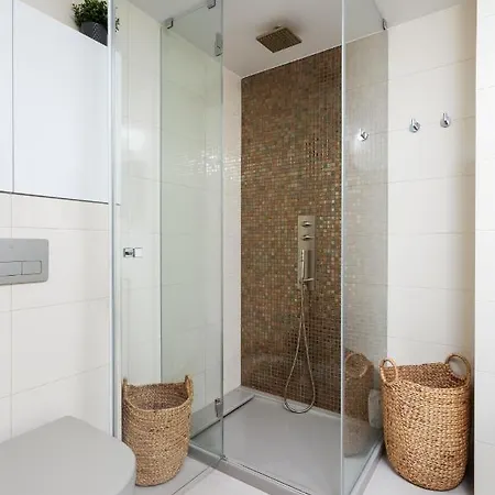 Days - Elegant Near Wenceslas Square Apartment *