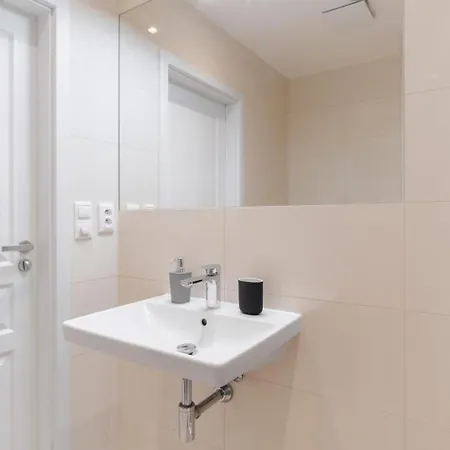Apartment Days - Elegant Near Wenceslas Square Prague