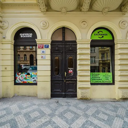 Days - Sunlit Near National Museum * Prag